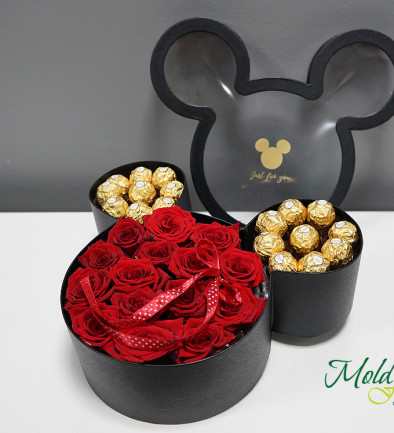 Коробка с красными розами "Mickey mouse" Фото 394x433